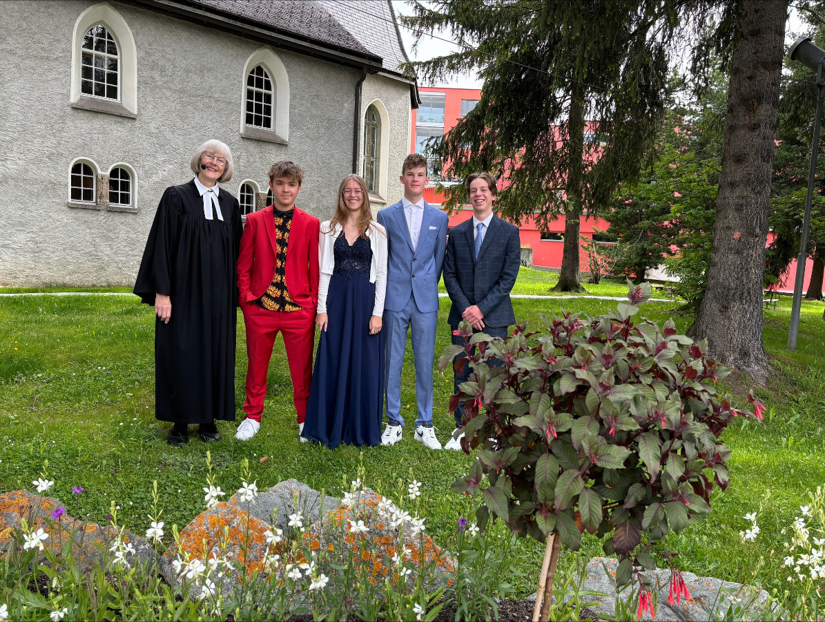 Konfirmation Davos Dorf_2.jpg